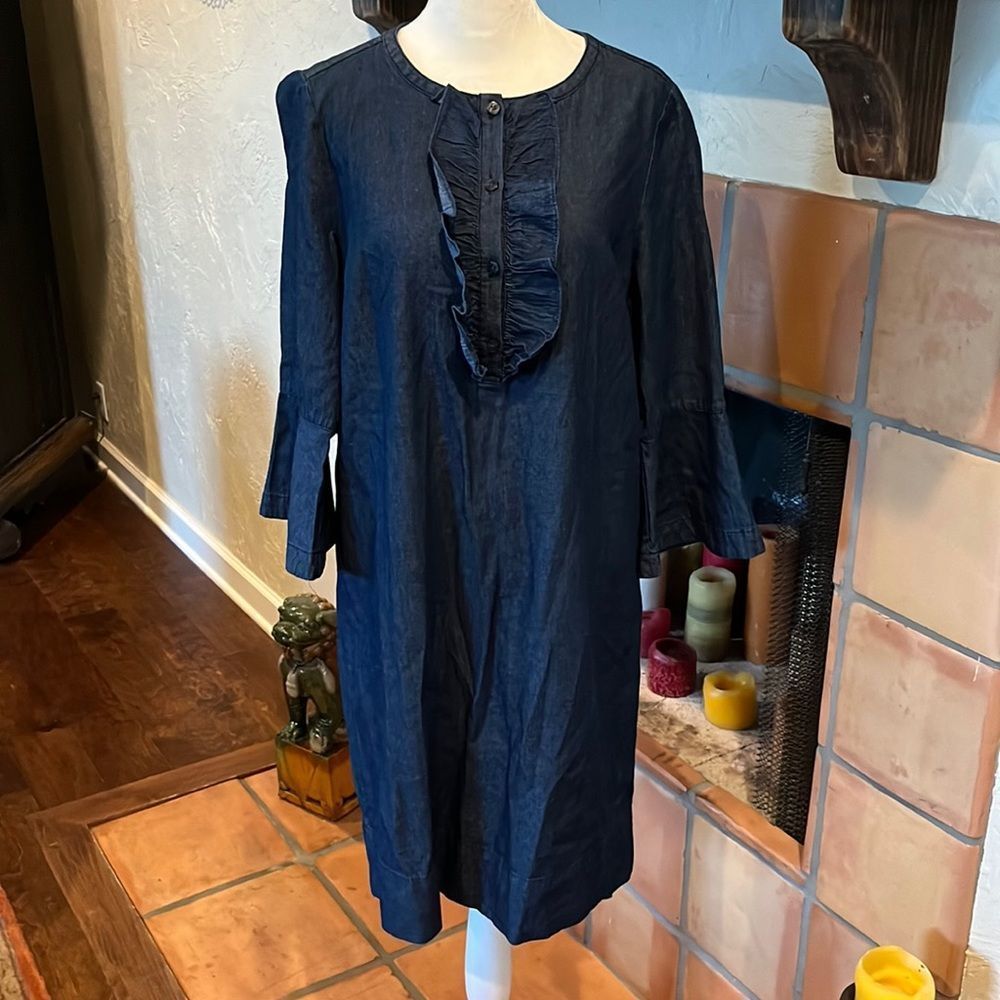 Draper James soft denim dress, size 8!